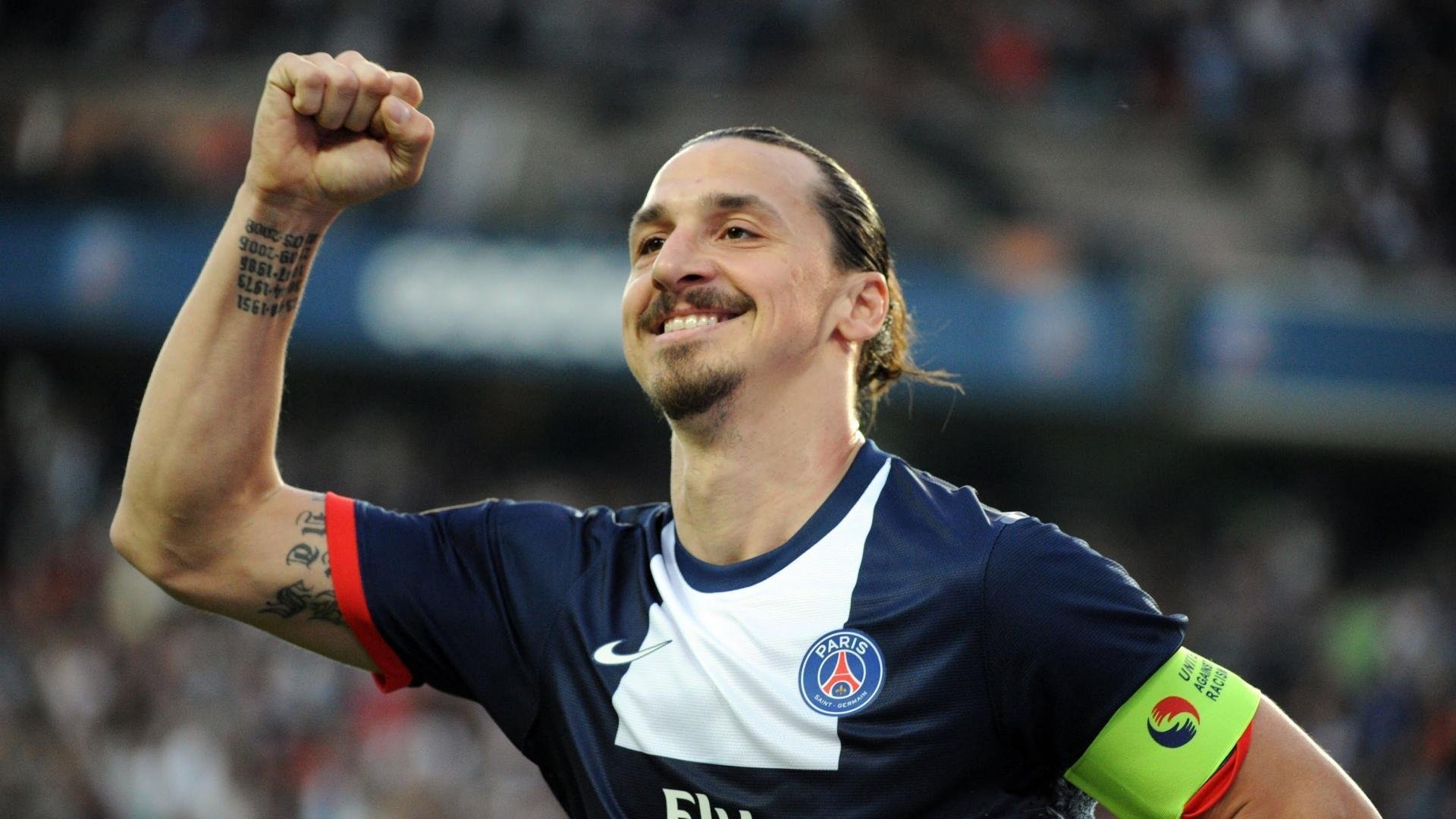 英超:曼城在补时绝杀曼联,榜首位置再度动摇,曼城在英超赛场取得成功